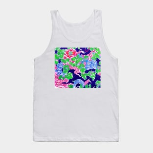 Modern chinoiserie flowers and branches on deep blue Tank Top